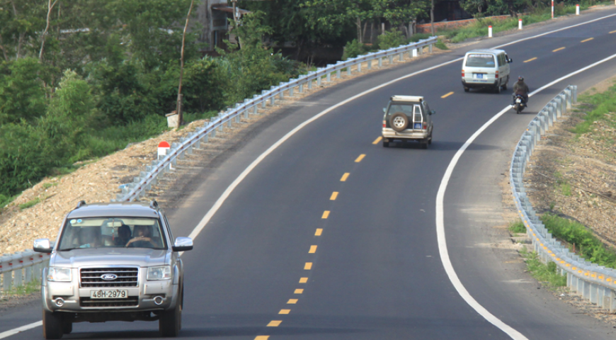 THAY ĐỔI DIỆN MẠO CỦA ĐẤT NƯỚC TỪ BÊ TÔNG ASPHALT LIÊN DOANH VIỆT – NHẬT